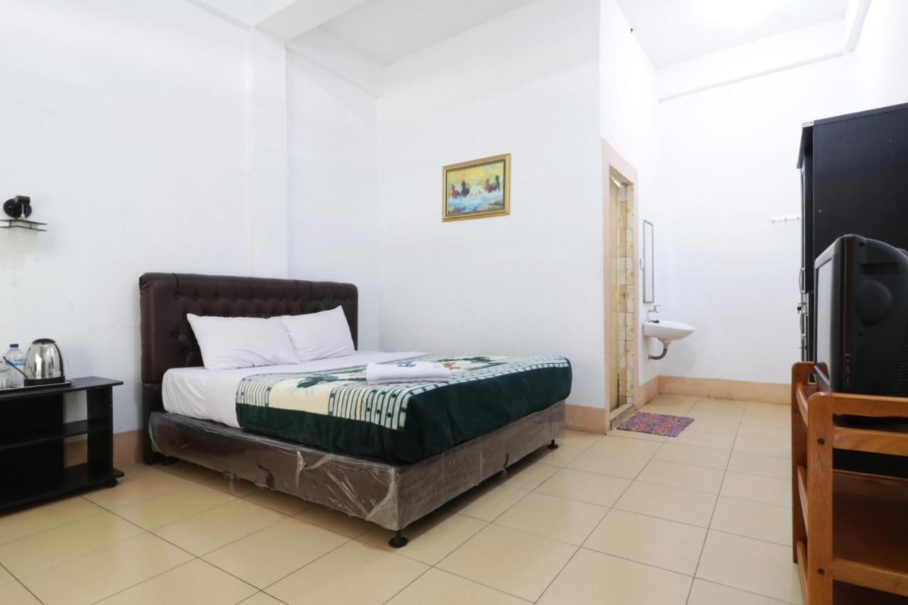 Villa Keluarga Bre Batunanggar Берастагі Екстер'єр фото